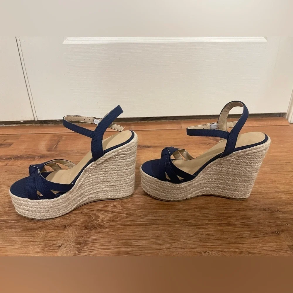 Tscoyuki blue espadrilles